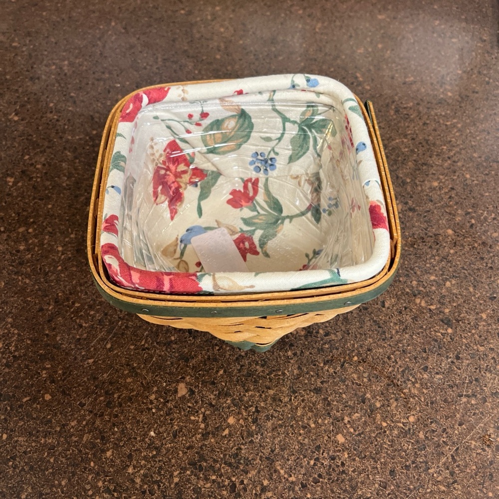 Longaberger 2006 Generation 5.5” Basket Hexagon Fabric And Plastic Liner Woven